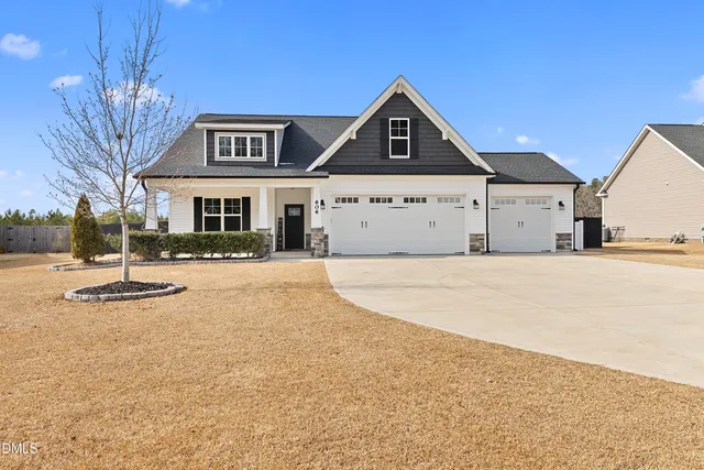 a picture of a bathroom with mirror