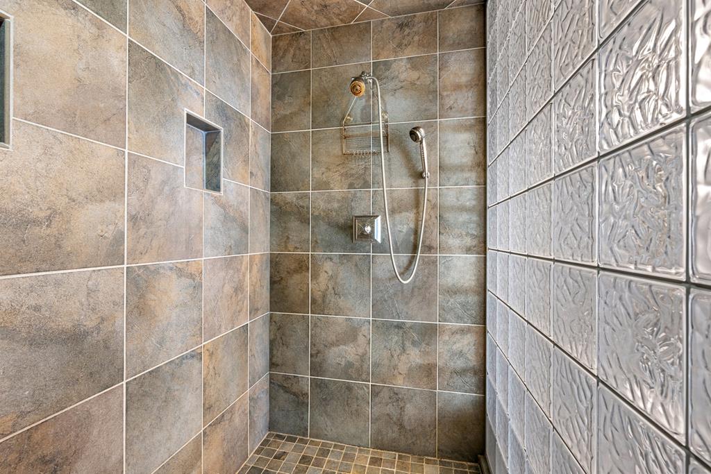 1674 Helmholz Road Sturgeon Bay, WI 54235 - Photo 22 of 56