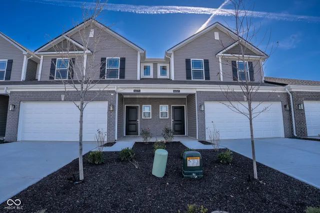 $2,300 | 6267 Wasco Drive, Whitestown, IN 46075