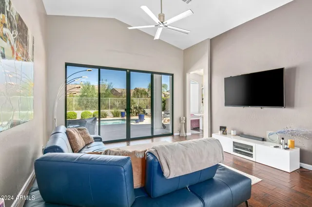 $4,250 | 18836 North 90th Place, Scottsdale, AZ 85255