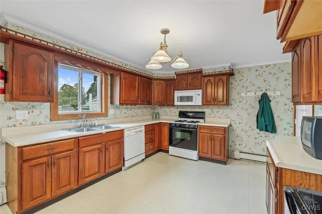 $215,000 | 16 Augustus Street, Auburn, NY 13021