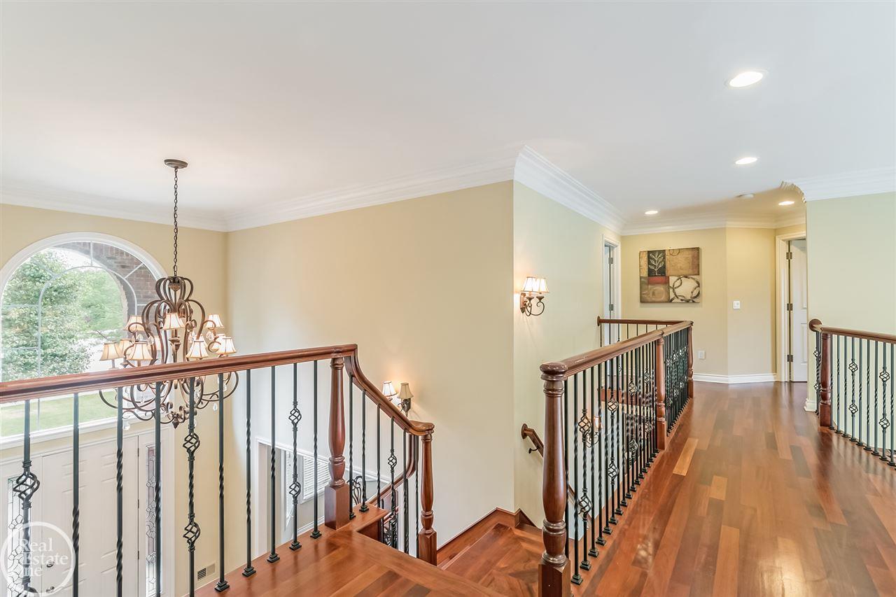 895 Quarry Drive Rochester Hills, MI 48306 - Photo 24 of 49