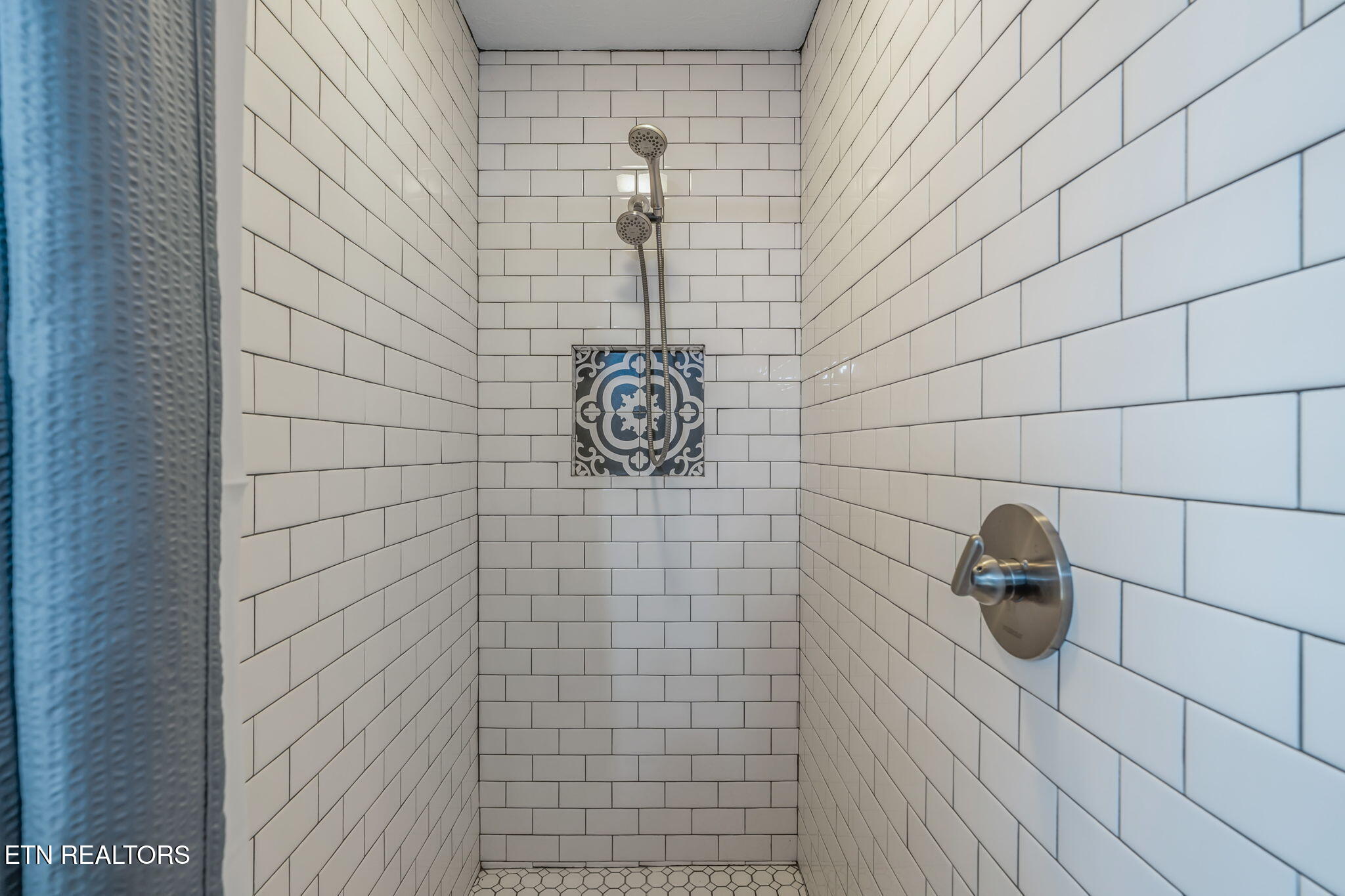 174 Jackson Road Caryville, TN 37714 - Photo 25 of 44 Primary Shower