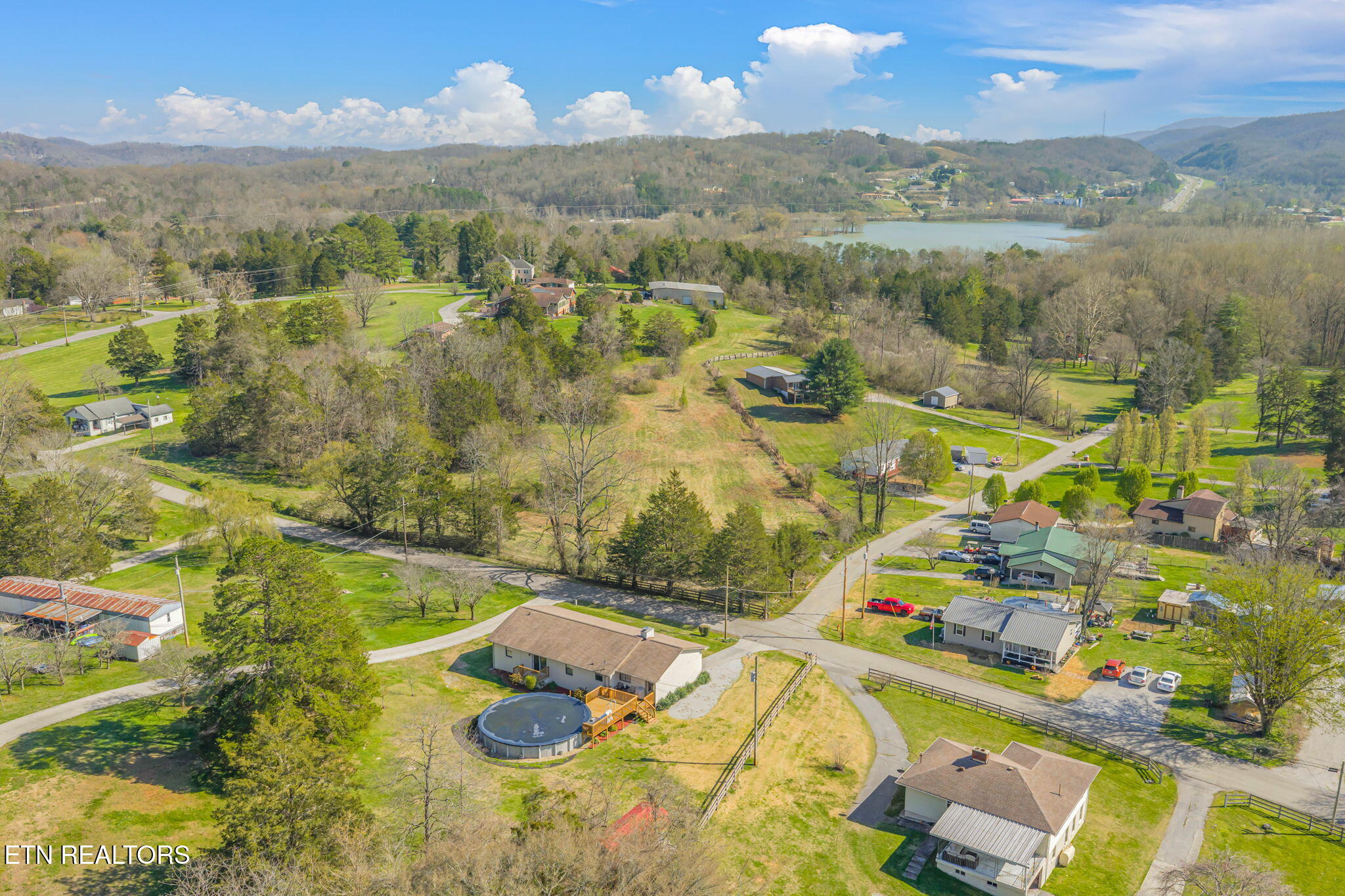 174 Jackson Road Caryville, TN 37714 - Photo 45 of 46 71-web-or-mls-174 Jackson Road-22 (2)
