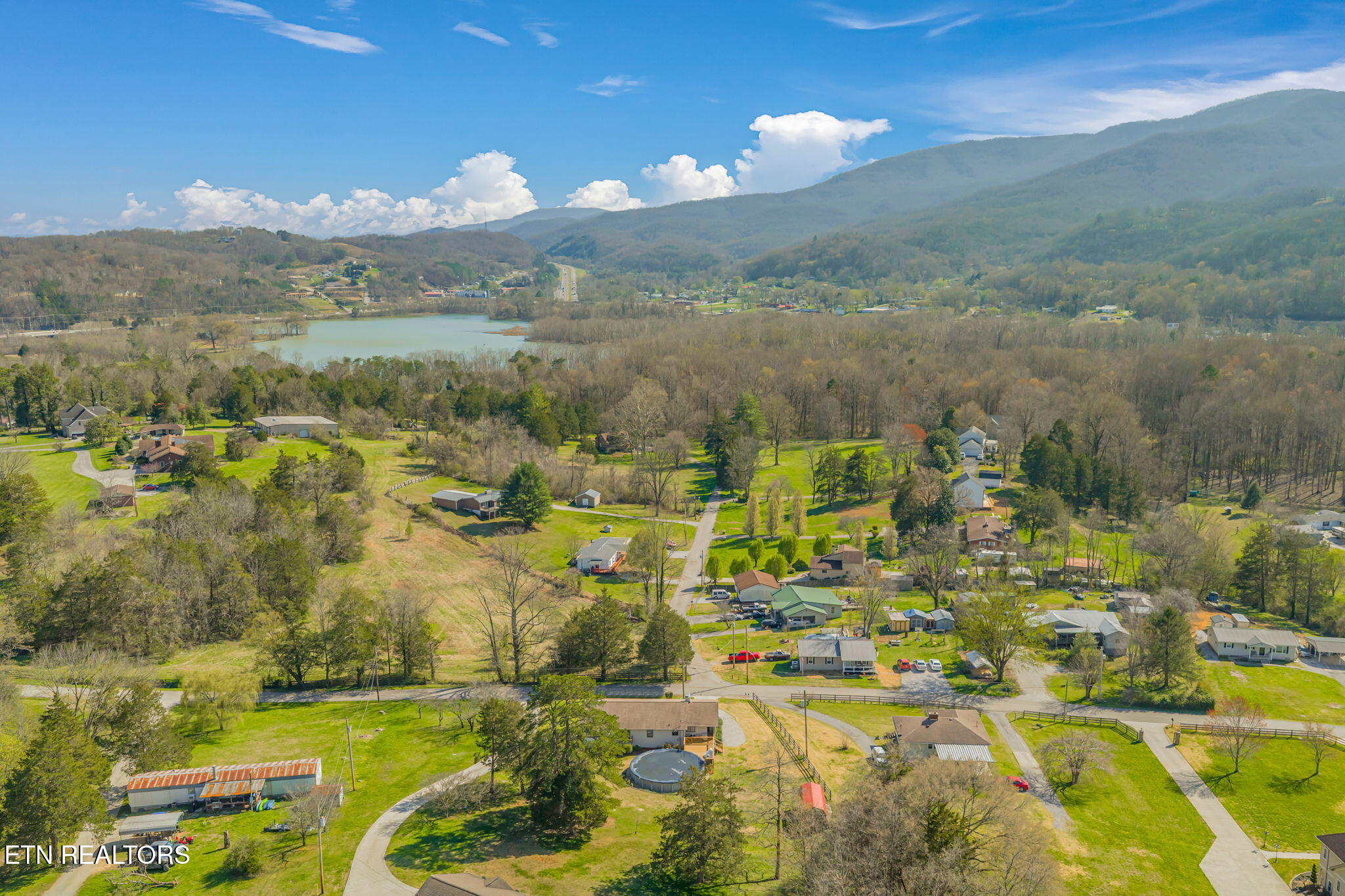 174 Jackson Road Caryville, TN 37714 - Photo 46 of 46 70-web-or-mls-174 Jackson Road-21 (2)