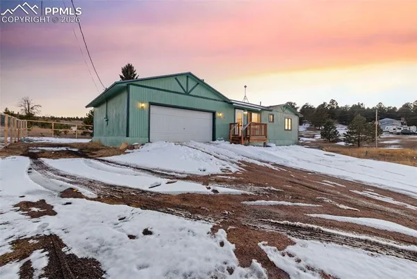 $413,000 | 1014 Elfin Glen Drive, Divide, CO 80814