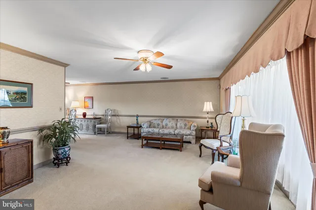 $469,900 | 930 Hickory Hill Lane, York, PA 17402