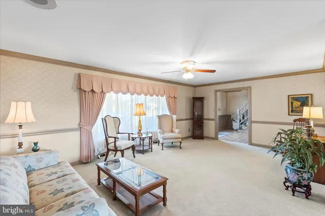 $469,900 | 930 Hickory Hill Lane, York, PA 17402