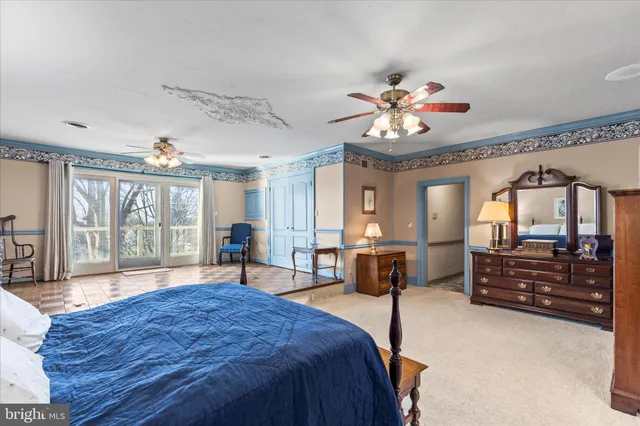 $469,900 | 930 Hickory Hill Lane, York, PA 17402