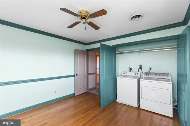 $469,900 | 930 Hickory Hill Lane, York, PA 17402