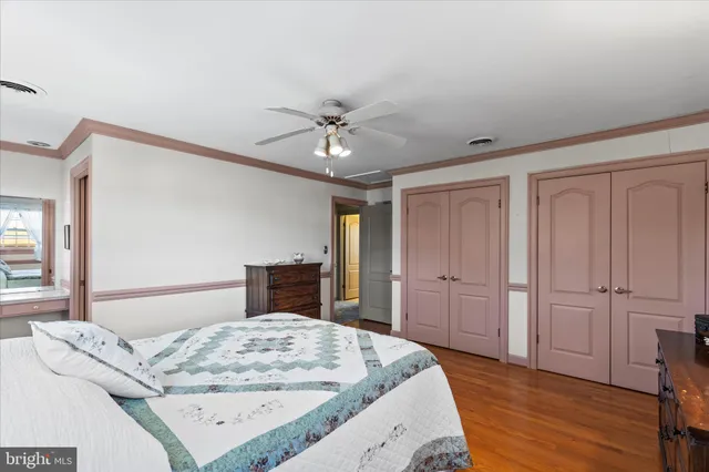 $469,900 | 930 Hickory Hill Lane, York, PA 17402