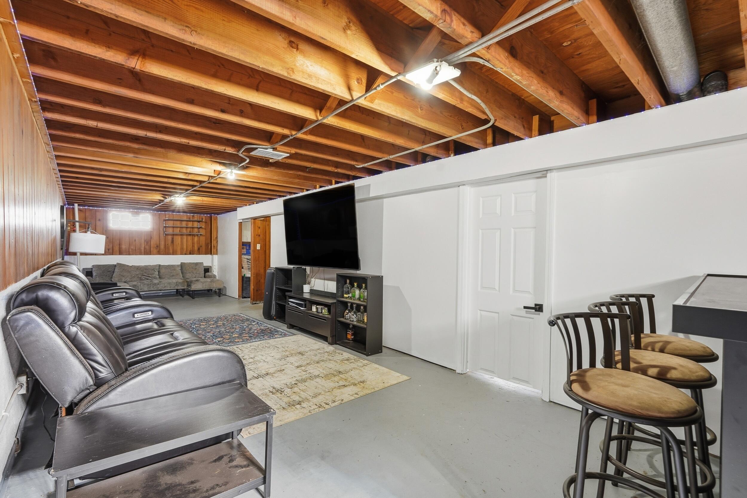 3737 Fillmore Street Gary, IN 46408 - Photo 16 of 19 a view of a livingroom with furniture
