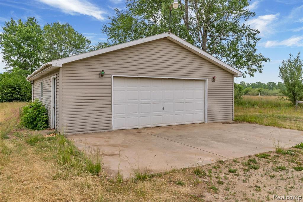 14644 South State Road Perry, MI 48872 - Photo 28 of 33