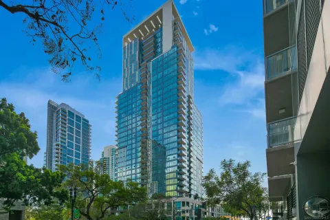 $889,000 | 1388 Kettner Boulevard, Unit 202, San Diego, CA 92101