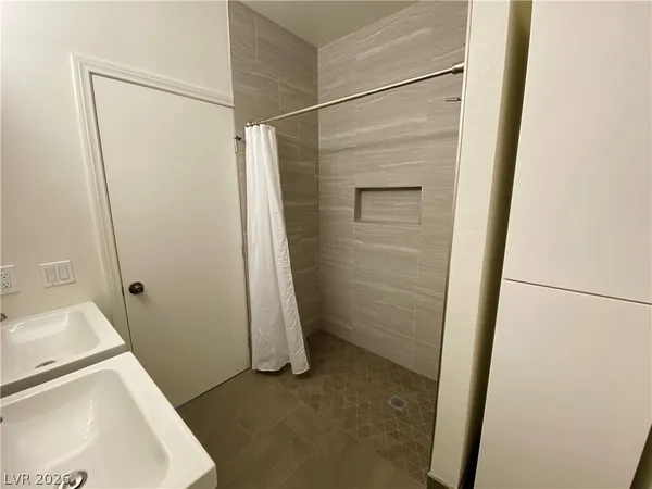 $2,200 | 8794 Timber Mesa Street, Las Vegas, NV 89139