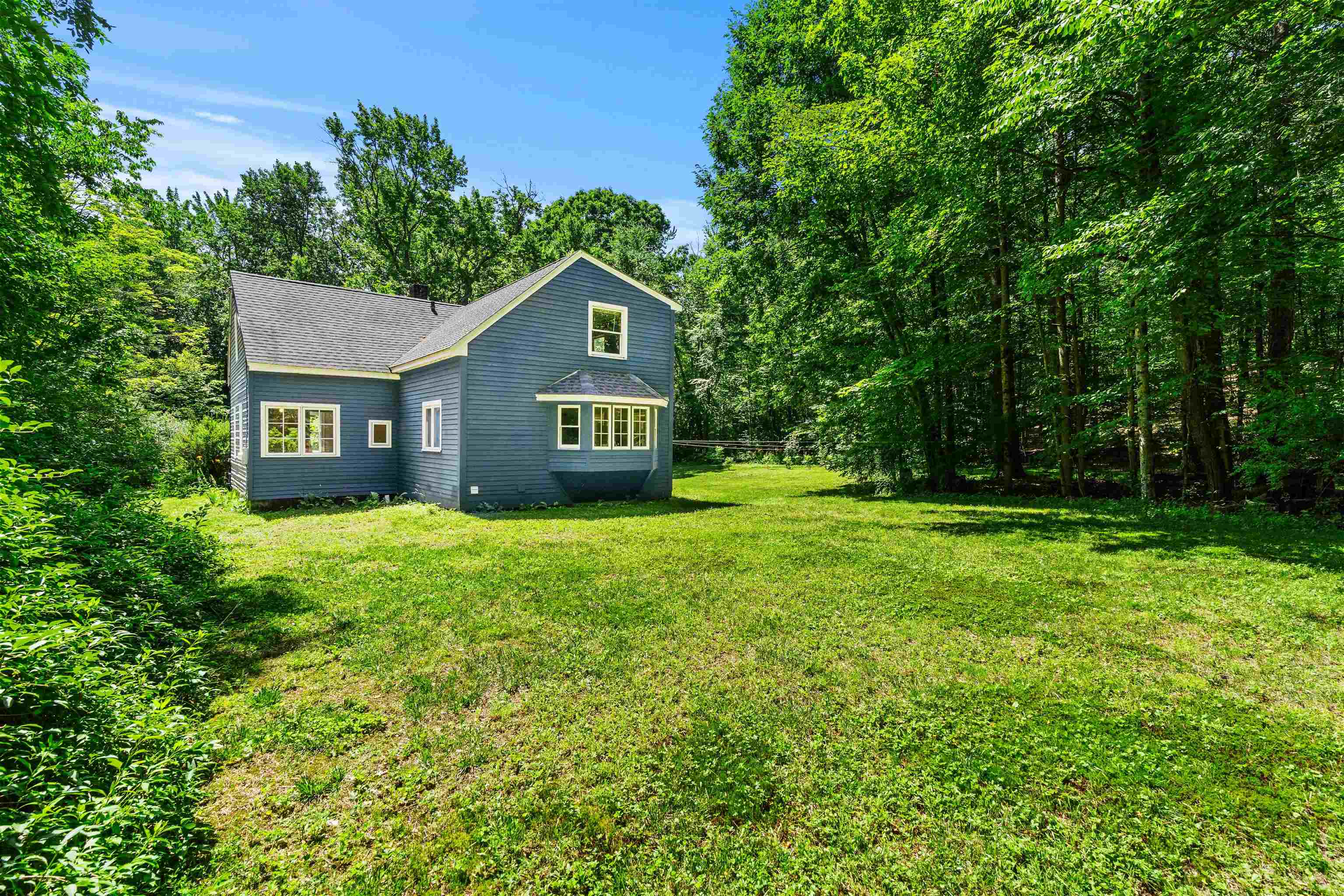 1811 Hopkinton Road Hopkinton, NH 03229 - Photo 39 of 53