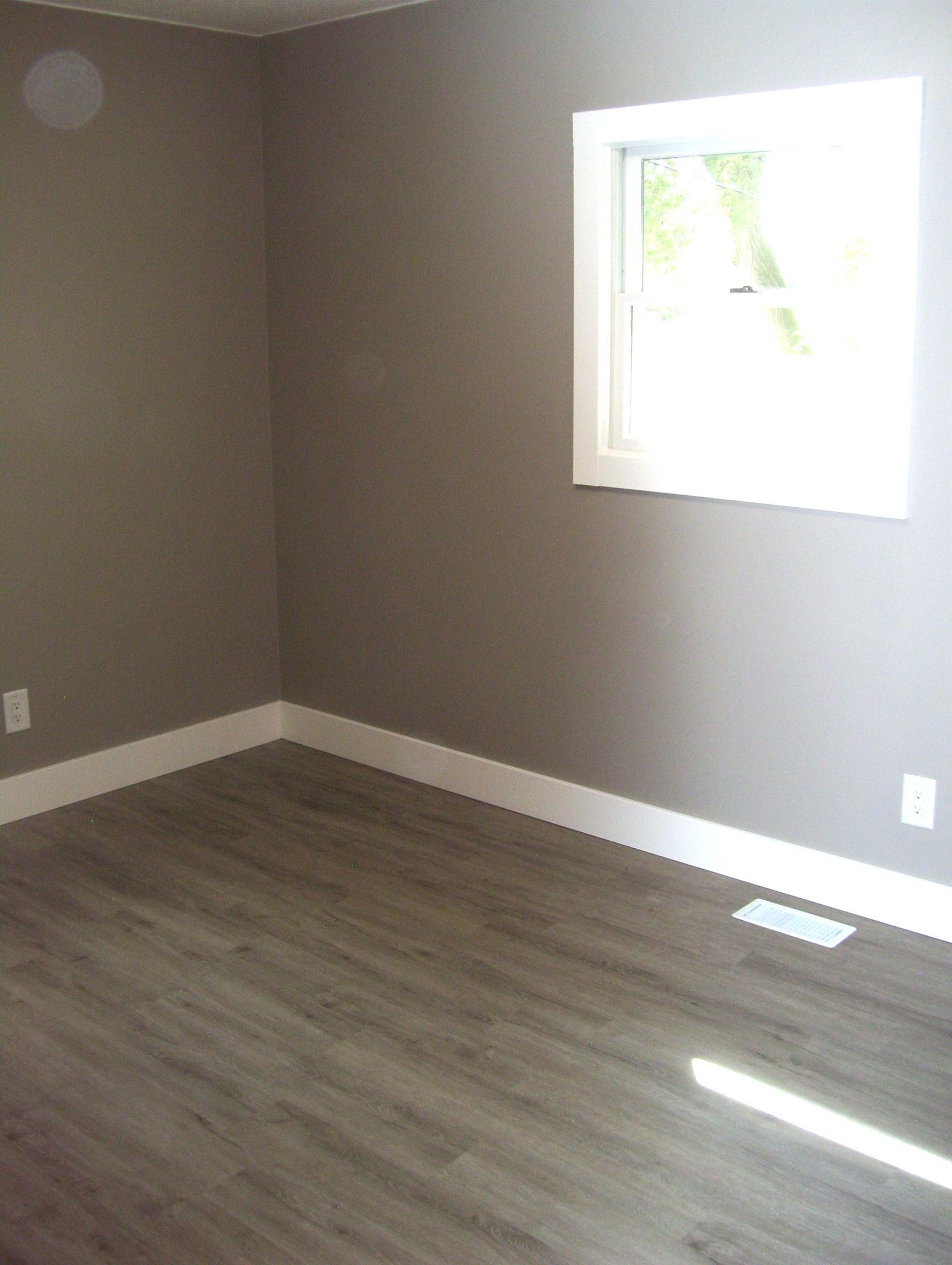 1012 Taylor Street Bay City, MI 48708 - Photo 17 of 36 Gallery Image 17