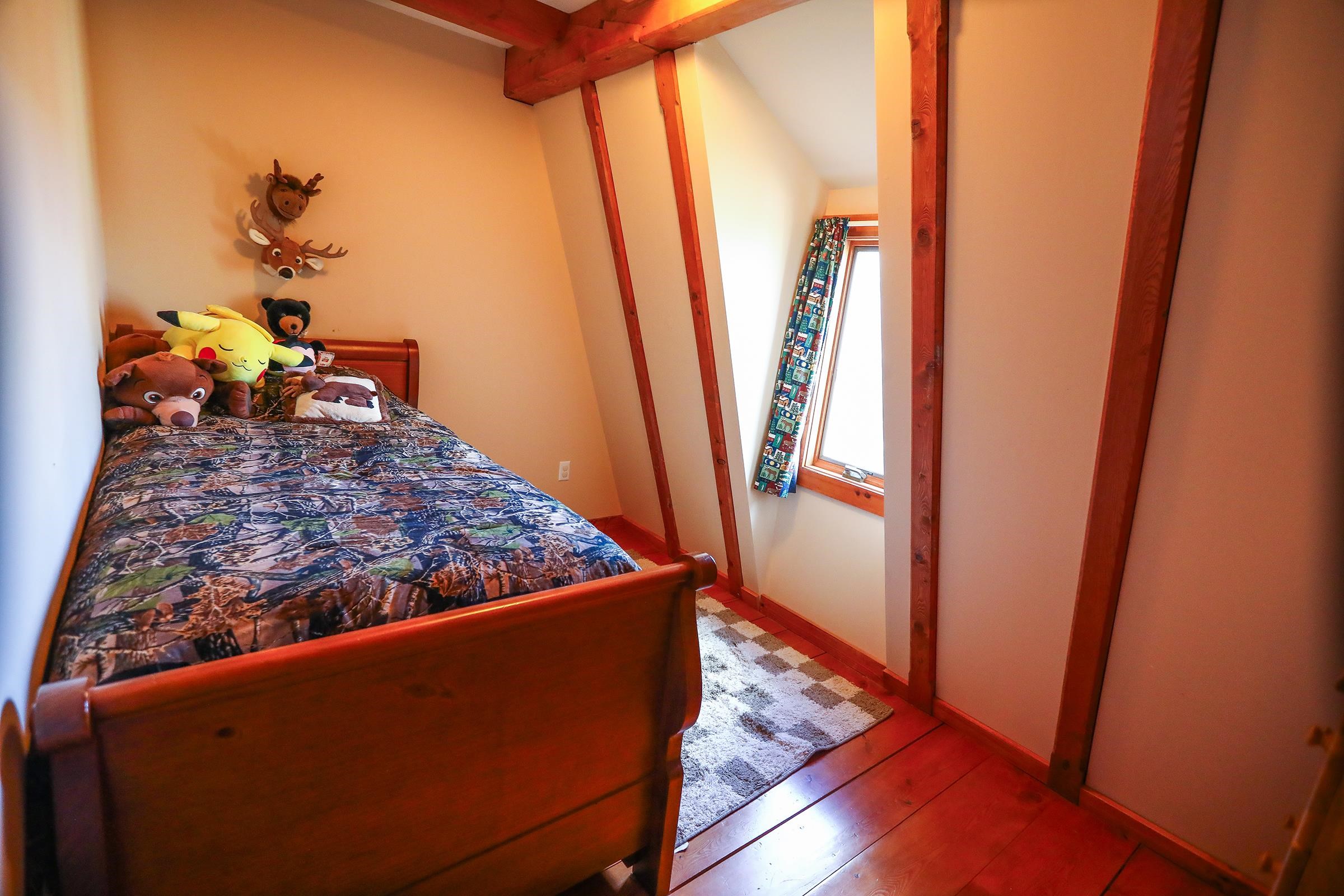 166 Taylor Lane Whitingham, VT 05361 - Photo 16 of 40