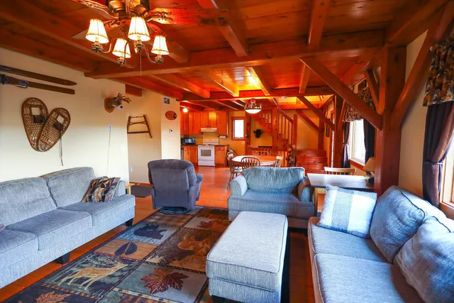 $525,000 | 166 Taylor Lane, Whitingham, VT 05361