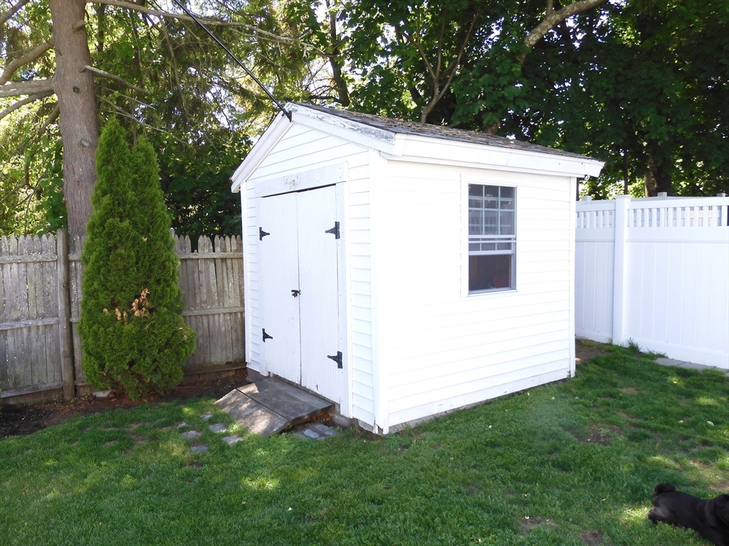 46 Tudor Street Methuen, MA 01844 - Photo 25 of 38