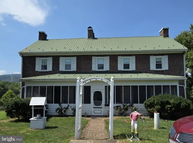 $2,900,000 | 14509 Lybarger Lane Northwest, Ellerslie, MD 21529