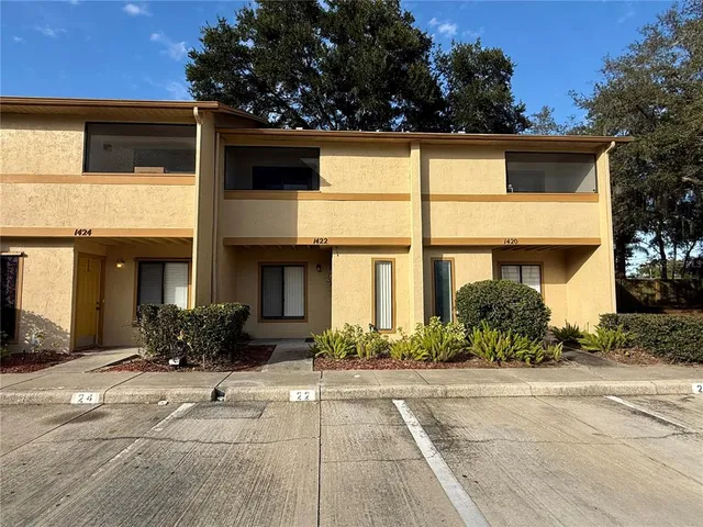 $199,900 | 1422 Highland Ridge Circle, Brandon, FL 33510