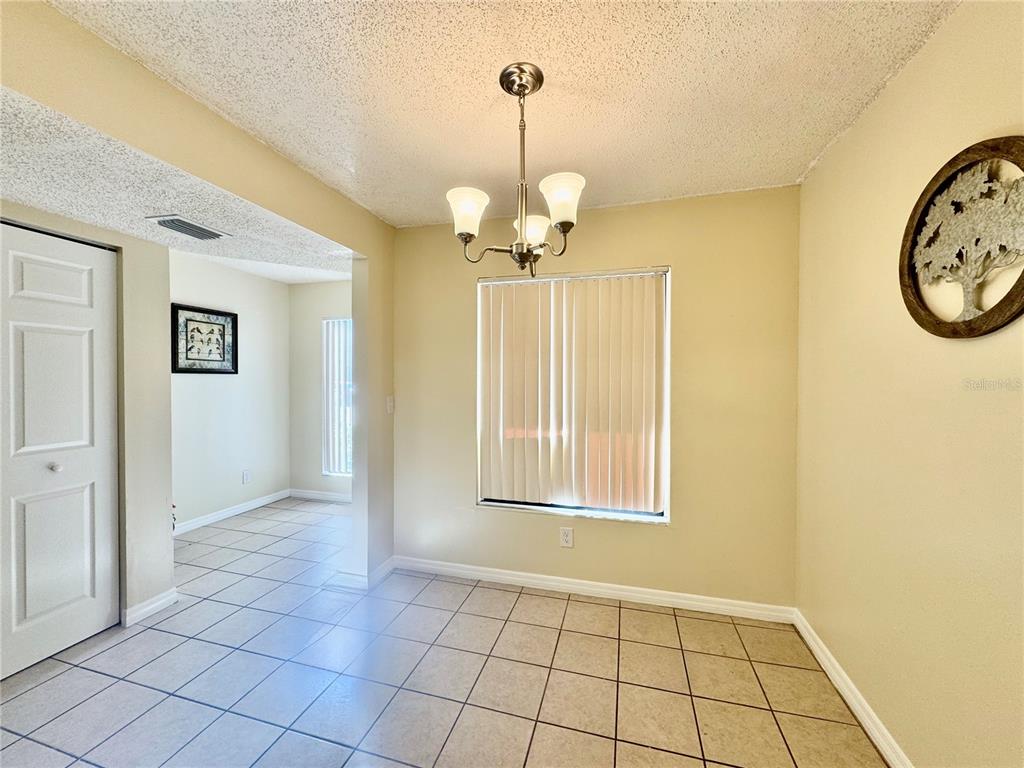 1422 Highland Ridge Circle Brandon, FL 33510 - Photo 3 of 17