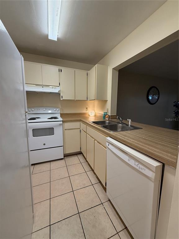 1422 Highland Ridge Circle Brandon, FL 33510 - Photo 7 of 17