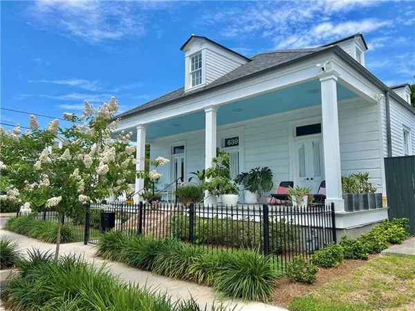$6,900 | 3400 Royal Street, New Orleans, LA 70117