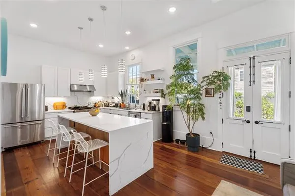 $6,900 | 3400 Royal Street, New Orleans, LA 70117