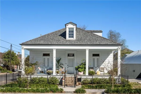 $6,900 | 3400 Royal Street, New Orleans, LA 70117
