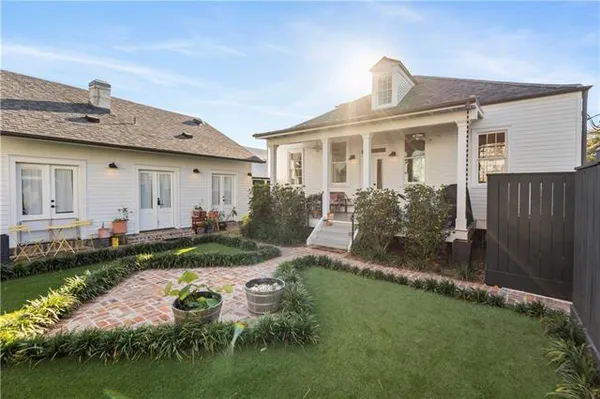 $6,900 | 3400 Royal Street, New Orleans, LA 70117