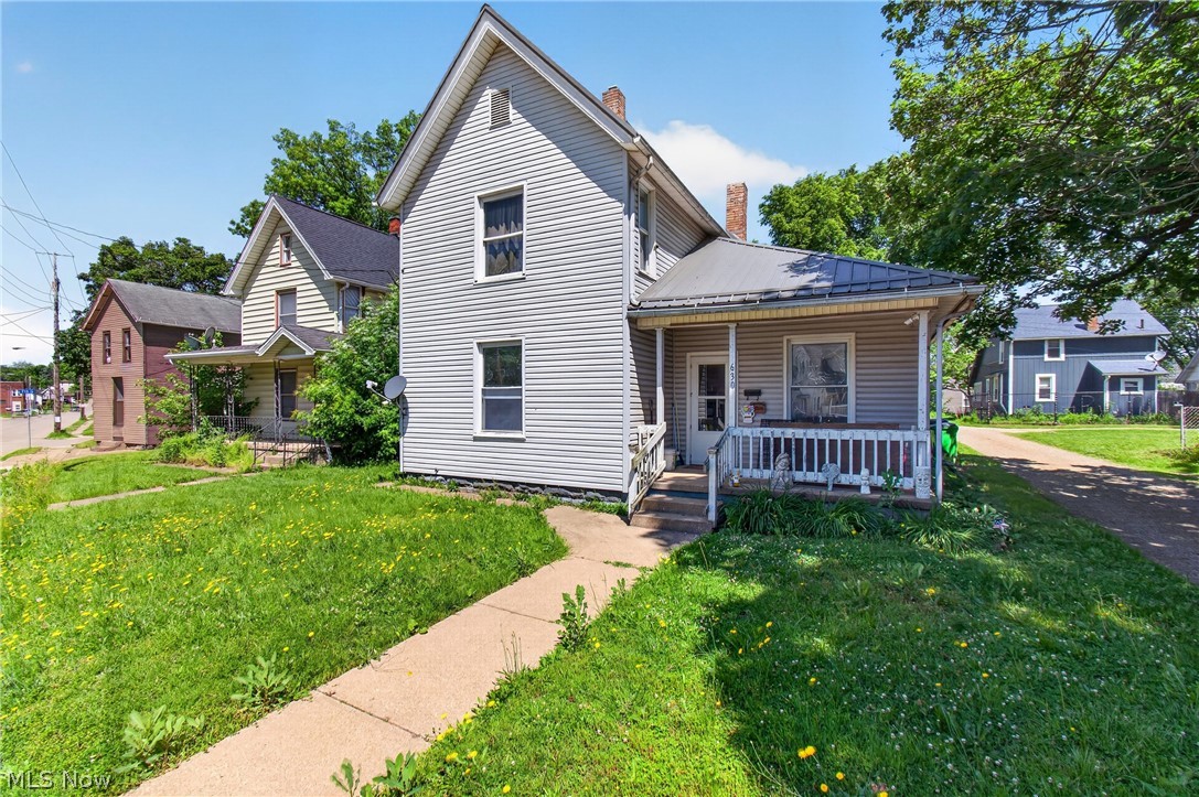 630 Walnut Road Southwest Massillon, OH 44647 - Photo 1 of 23