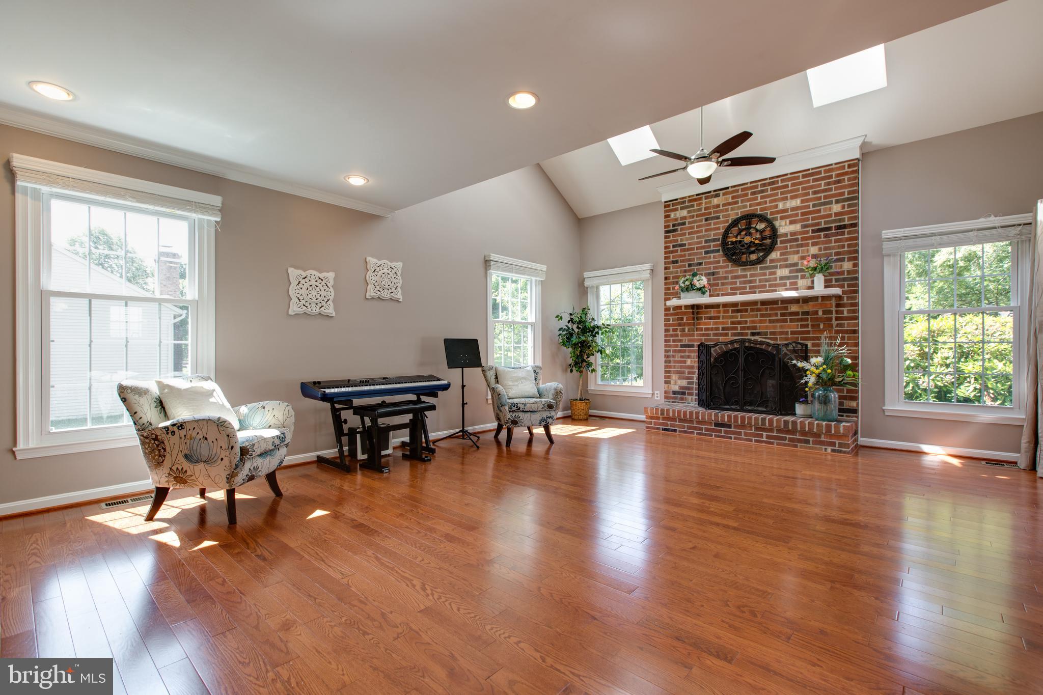 10220 Tuscany Road Ellicott City, MD 21042 - Photo 14 of 72