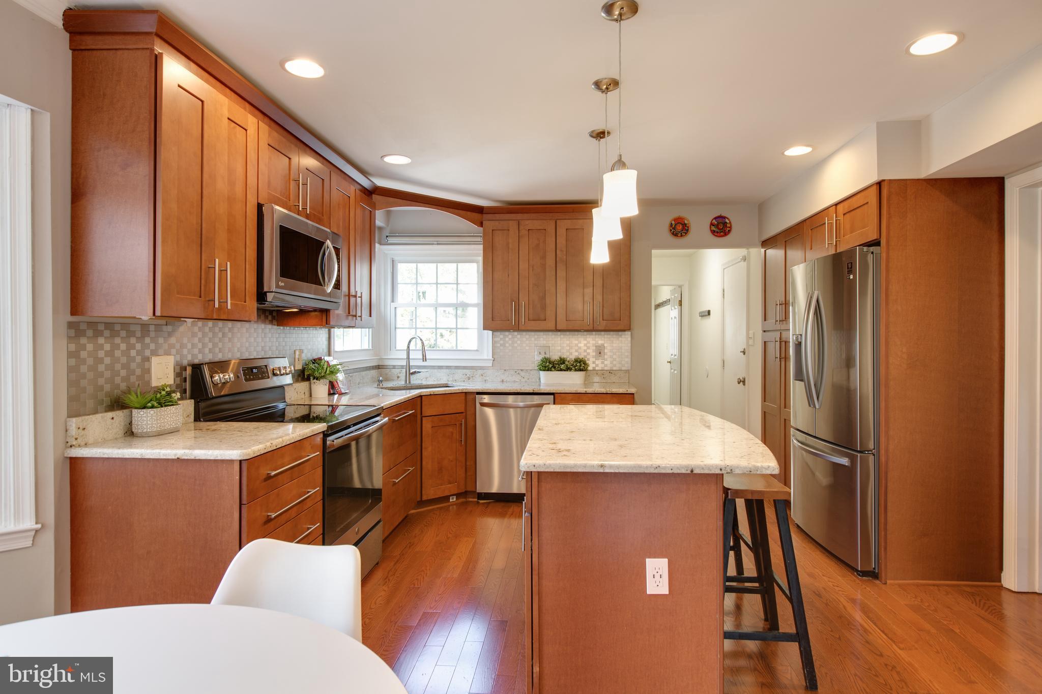 10220 Tuscany Road Ellicott City, MD 21042 - Photo 27 of 72