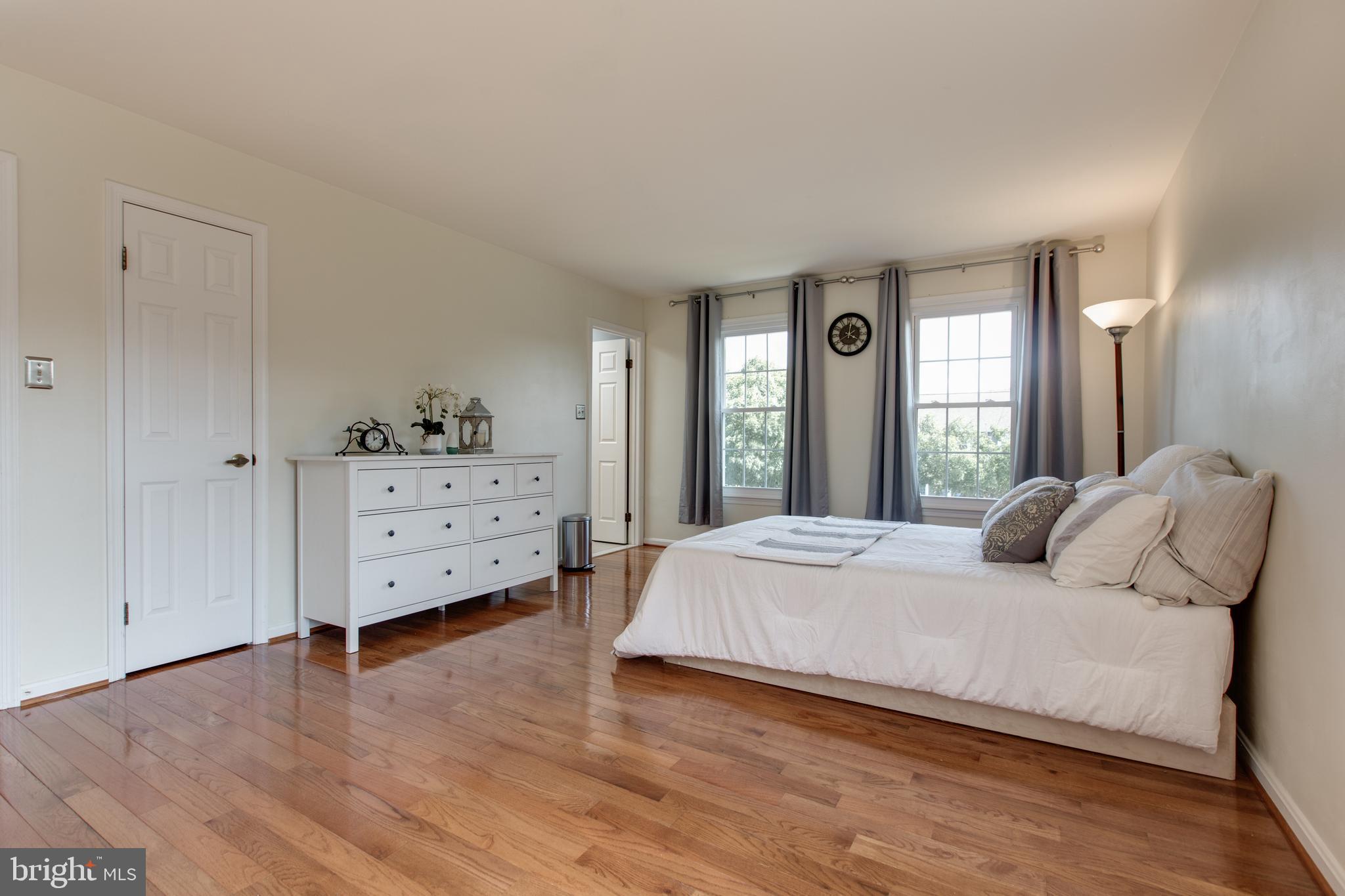 10220 Tuscany Road Ellicott City, MD 21042 - Photo 39 of 72