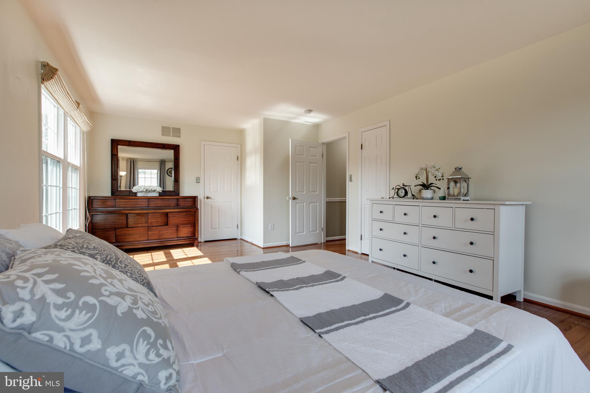 10220 Tuscany Road Ellicott City, MD 21042 - Photo 41 of 72