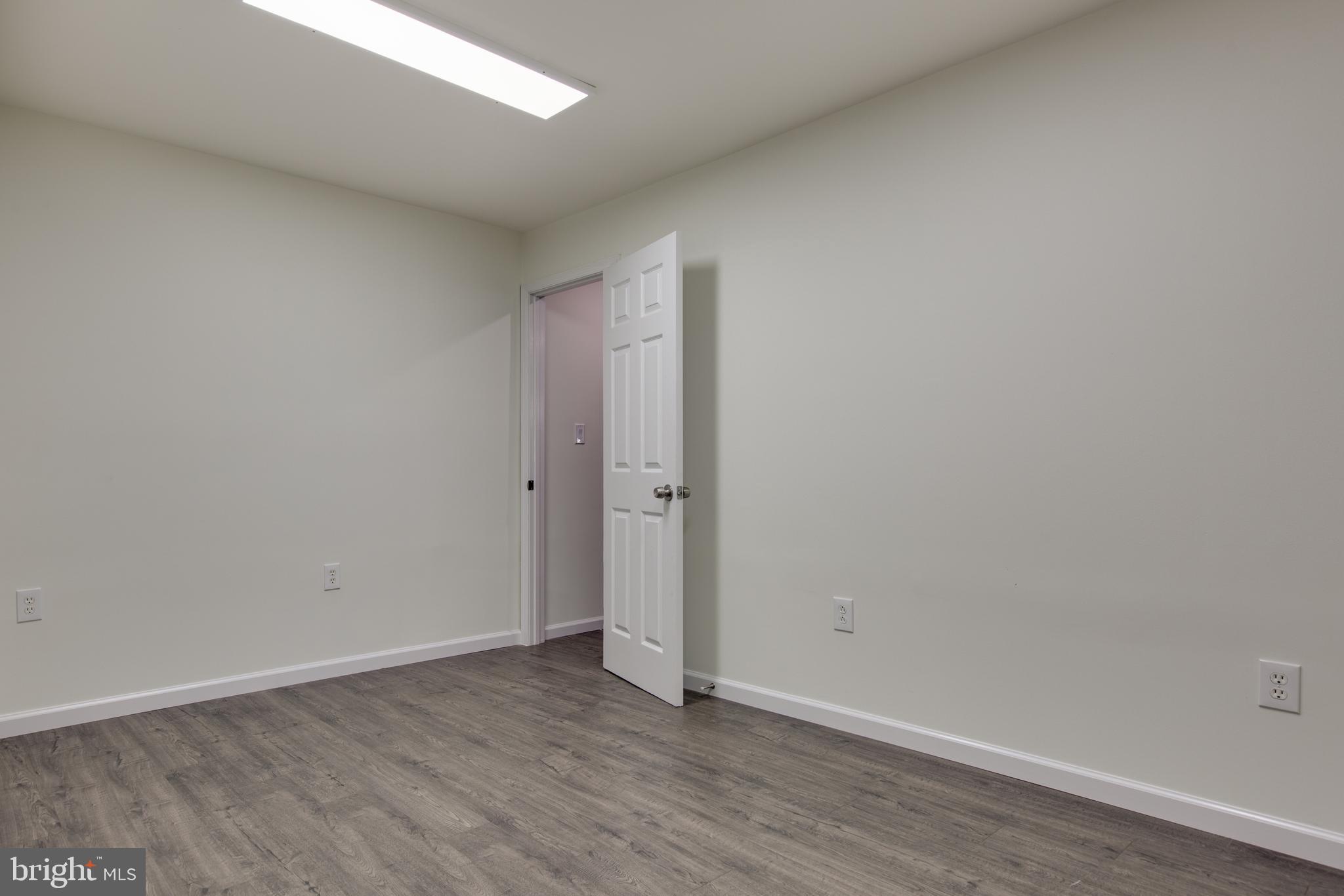 10220 Tuscany Road Ellicott City, MD 21042 - Photo 58 of 72