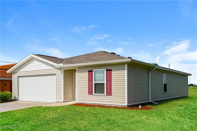 $1,595 | 1444 Northwest 31st Avenue, Cape Coral, FL 33993