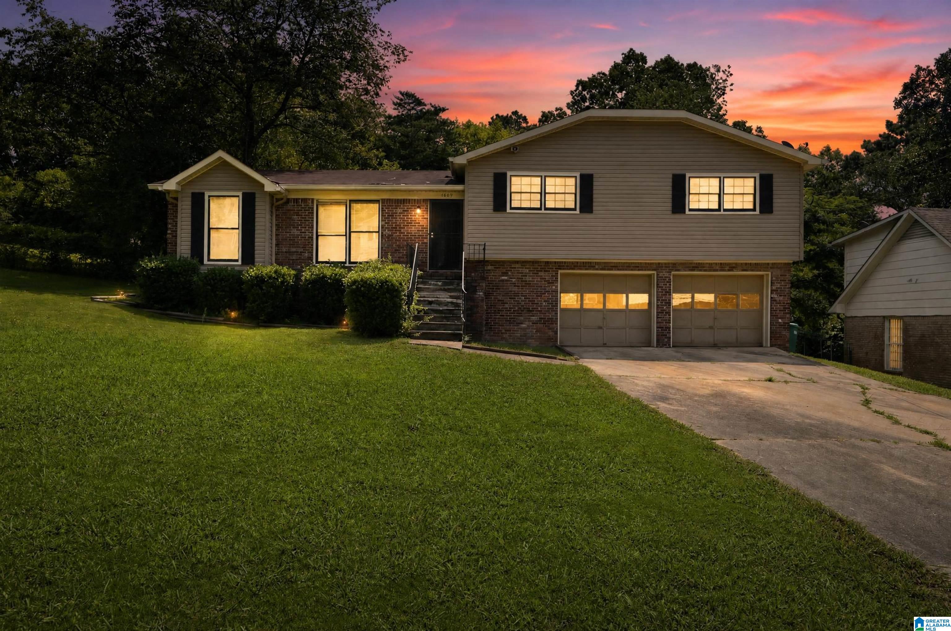 1609 6th Street Northwest Center Point, AL 35215 - Photo 4 of 31