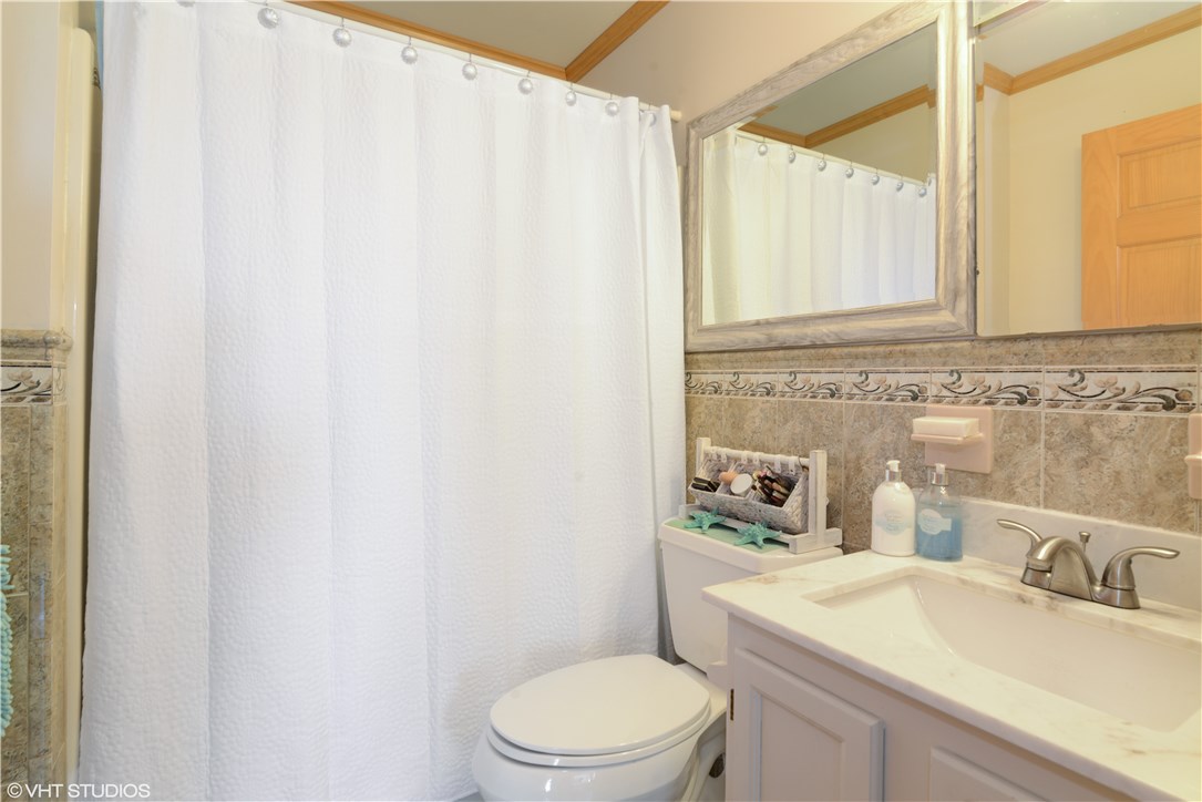 41 Weekapaug Road Westerly, RI 02891 - Photo 11 of 18 Gallery Image 11