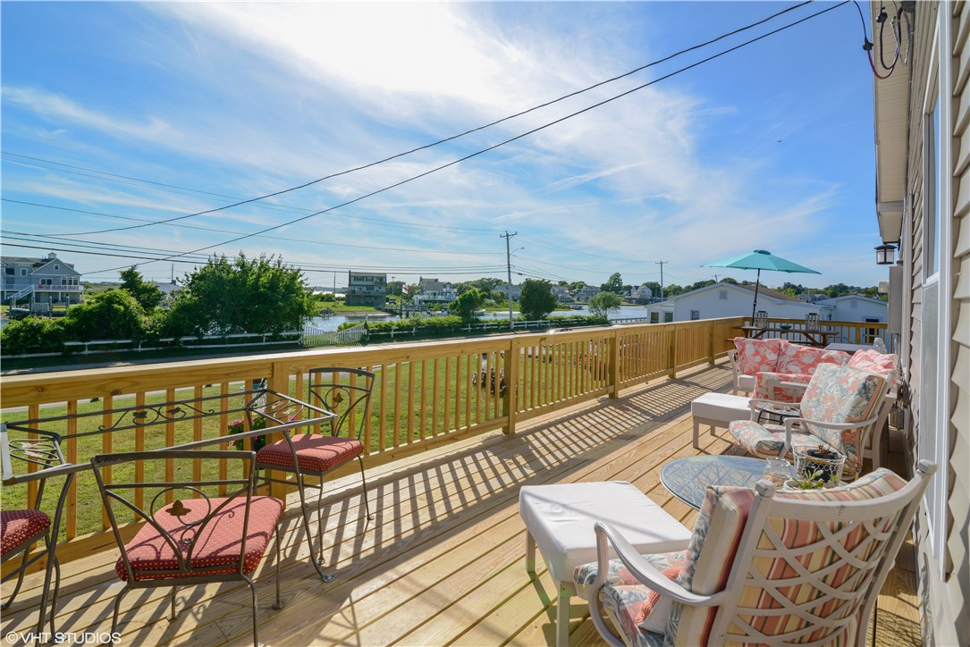 41 Weekapaug Road Westerly, RI 02891 - Photo 12 of 18 Gallery Image 12