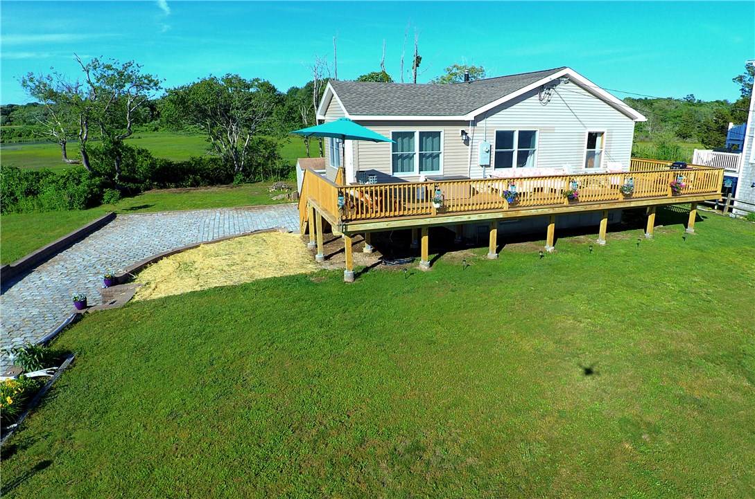 41 Weekapaug Road Westerly, RI 02891 - Photo 17 of 18 Gallery Image 17