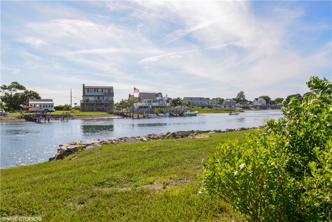 41 Weekapaug Road Westerly, RI 02891 - Photo 18 of 18 Gallery Image 18