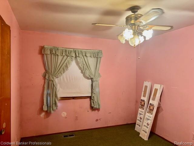 25449 Bell Road New Boston, MI 48164 - Photo 8 of 14 8.jpg