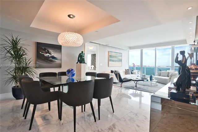 $2,139,000 | 1331 Brickell Bay Drive, Unit 1609, Miami, FL 33131