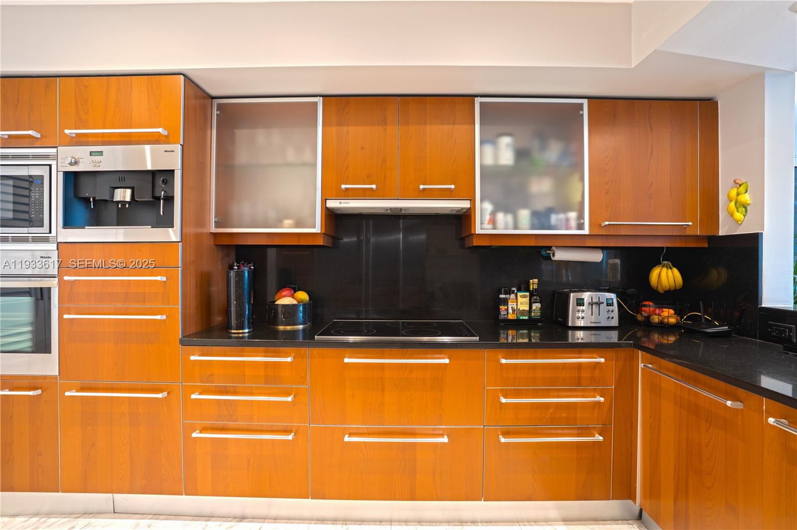 1331 Brickell Bay Drive, Unit 1609 Miami, FL 33131 - Photo 29 of 75