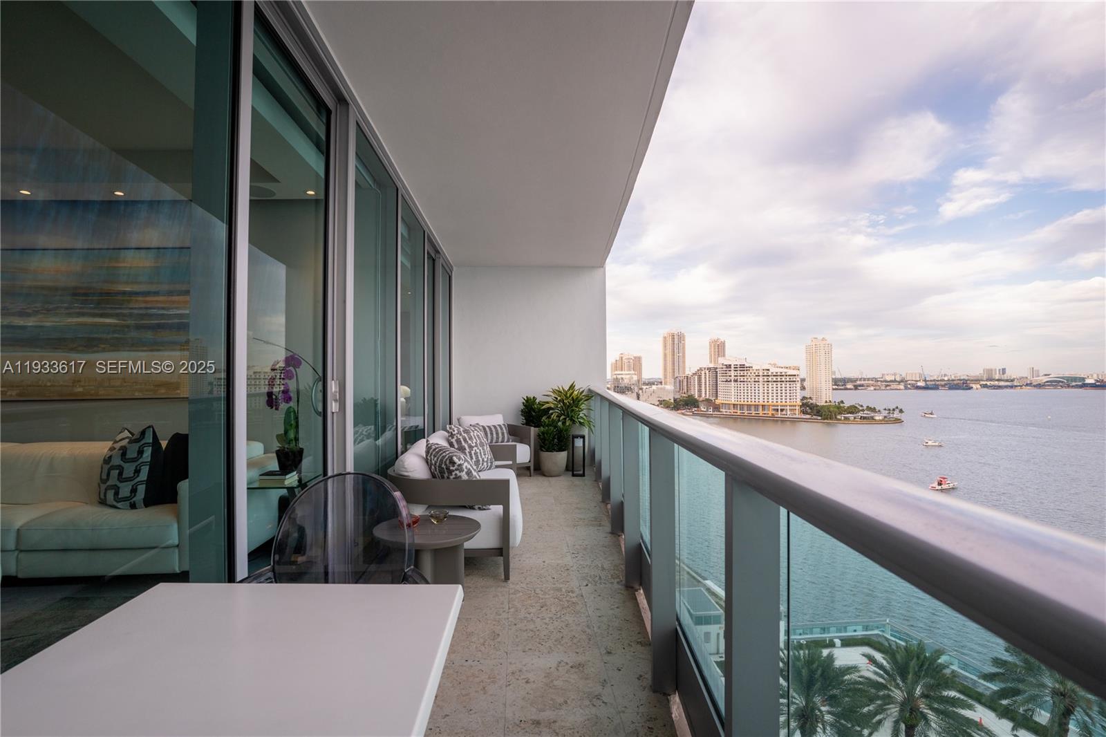 1331 Brickell Bay Drive, Unit 1609 Miami, FL 33131 - Photo 47 of 75