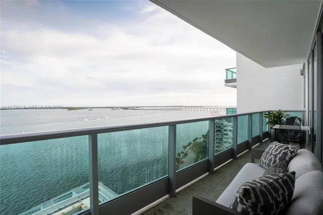 $2,139,000 | 1331 Brickell Bay Drive, Unit 1609, Miami, FL 33131