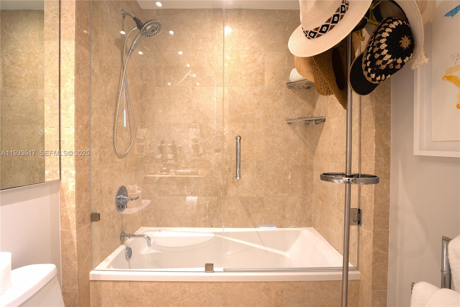 1331 Brickell Bay Drive, Unit 1609 Miami, FL 33131 - Photo 55 of 75 SECONDARY